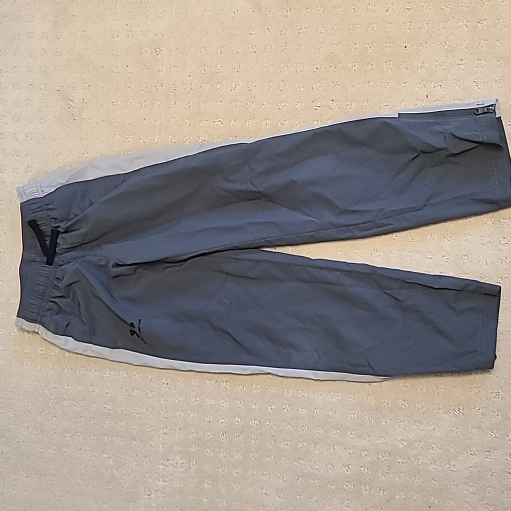 Under armour athletic pants small